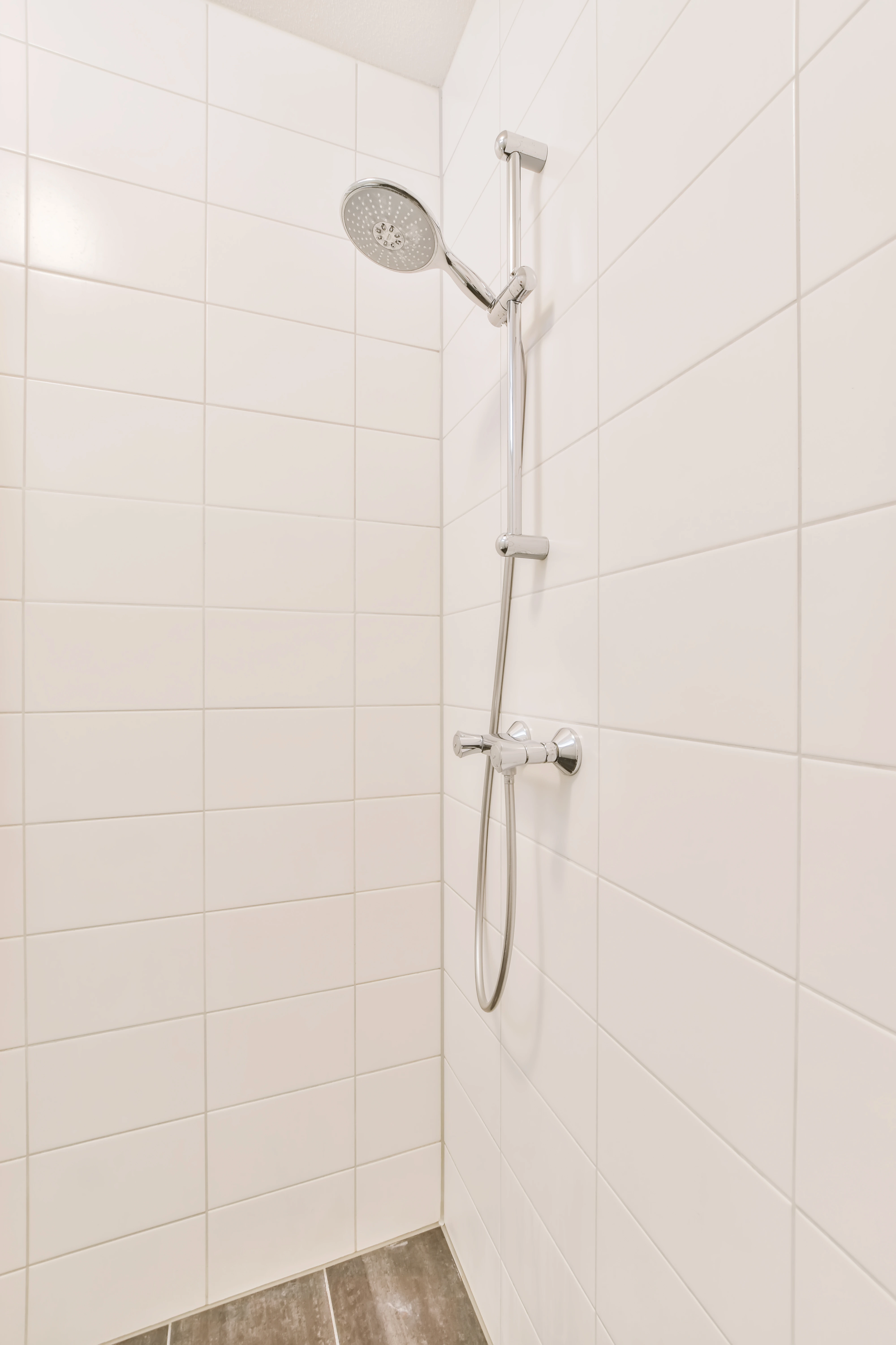 Tile reglazing service in Anaheim CA